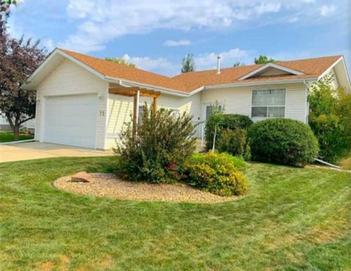 72 Owens Close, Red Deer, AB, T4N6Y2 | Card Image