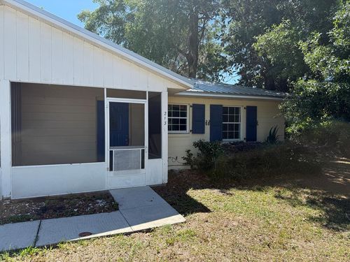 213 Se 1st Ave, CHIEFLAND, FL, 32626-0606 | Card Image