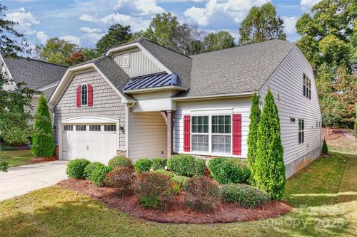 748 Bearcamp Way, Fort Mill, SC, 29715-0067 | Card Image