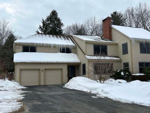 15 Prentiss Way, Exeter, NH, 03833-4611 | Card Image