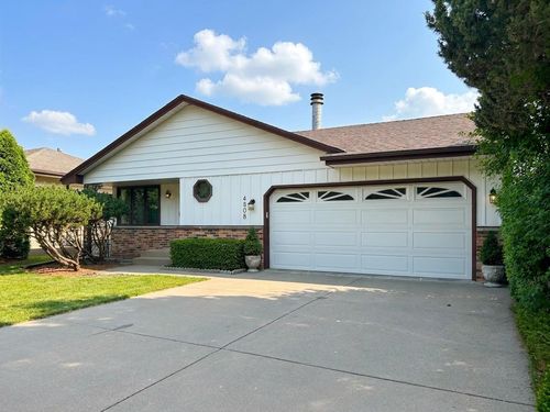4808 Stinson Blvd Ne, Columbia Heights, MN, 55421-2001 | Card Image