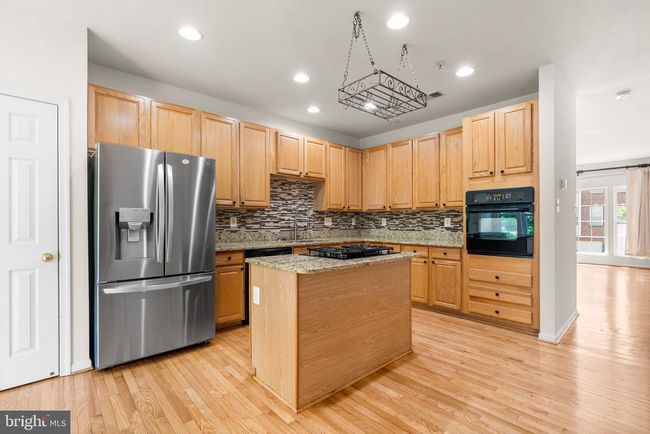 9956 Fragrant Lilies Way, Townhouse with 3 bedrooms, 3 bathrooms and null parking in LAUREL MD | Image 9