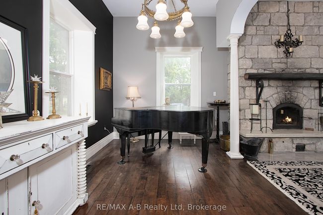 12096 Gale Rd, House other with 5 bedrooms, 4 bathrooms and 10 parking in Middlesex Centre ON | Image 17