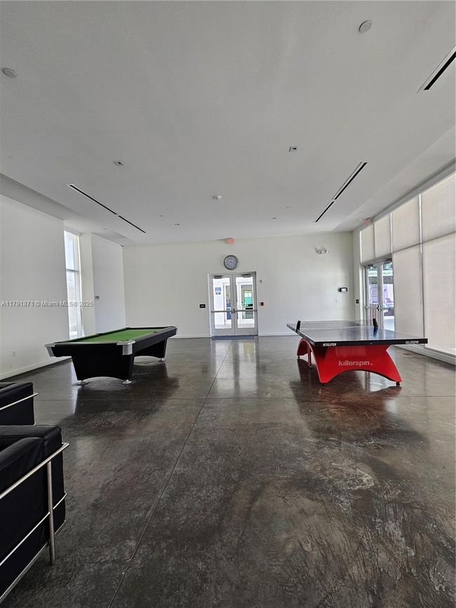 APT-2202 - 15051 Royal Oaks Ln, Condo with 2 bedrooms, 3 bathrooms and null parking in North Miami FL | Image 45