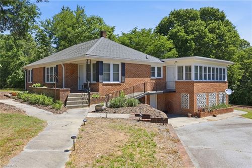 723 Haynes Rd, Thomasville, NC, 27360-8035 | Card Image