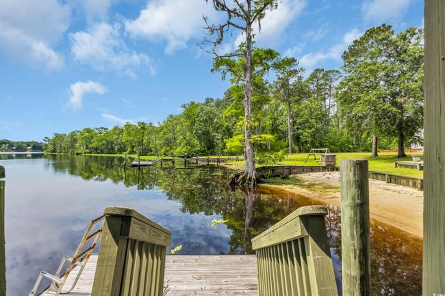 Floating dock with steps and ramp | Image 31