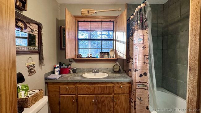 7412 Buck Skin Rd, House other with 2 bedrooms, 2 bathrooms and null parking in Wilson OK | Image 18