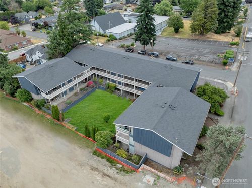 219 5th Ave Ne, Puyallup, WA, 98372-3000 | Card Image