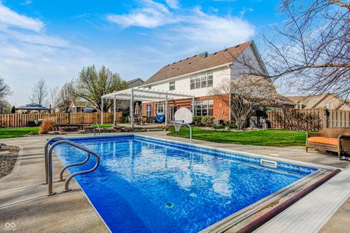 7603 Stoney Side Ln, Indianapolis, IN, 46259-9569 | Card Image