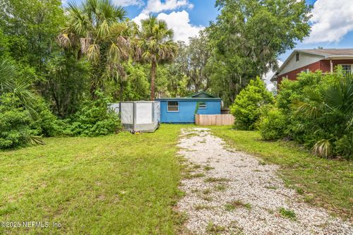 429 Crestwood St, Jacksonville, FL, 32208-4530 | Card Image