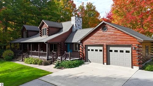 7277 Lautner Rd, Williamsburg, MI, 49690-9598 | Card Image