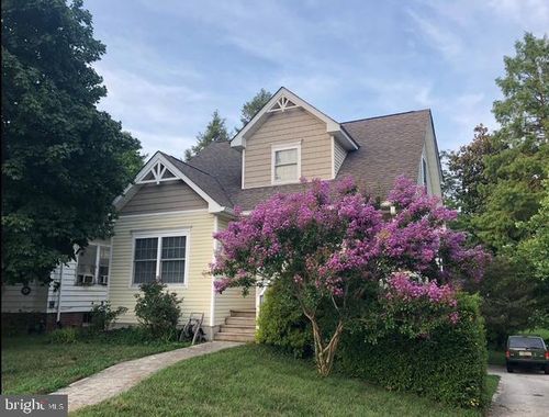 545 S State St, DOVER, DE, 19901-3528 | Card Image