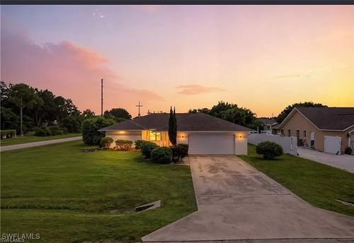 96 Wickliffe Dr, NAPLES, FL, 34110-1332 | Card Image