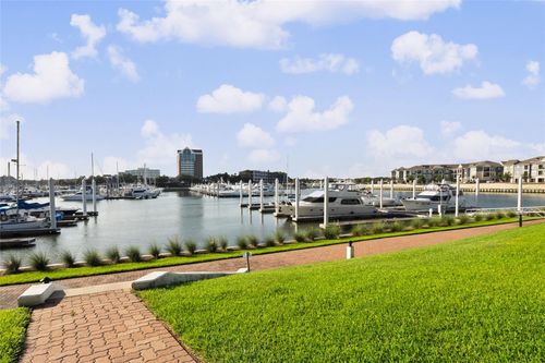 2017 Enterprise Ave, League City, TX, 77573-2902 | Card Image