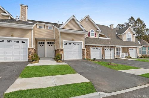 4-4 Steven Cir, Dix Hills, NY, 11746-5665 | Card Image