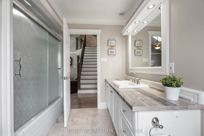 1920 Landry St, House other with 3 bedrooms, 3 bathrooms and 9 parking in Clarence Creek ON | Image 28