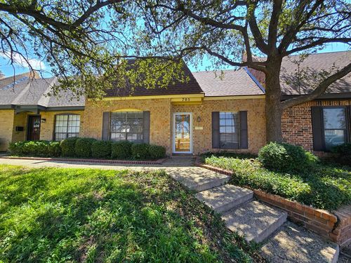 705 Melton Aly, Midland, TX, 79705-8942 | Card Image