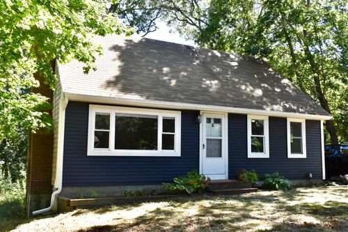 296 Lincoln Rd, Hyannis, MA, 02601-2411 | Card Image