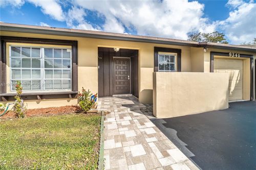 9341 E Fern Ln, Miramar, FL, 33025-2646 | Card Image