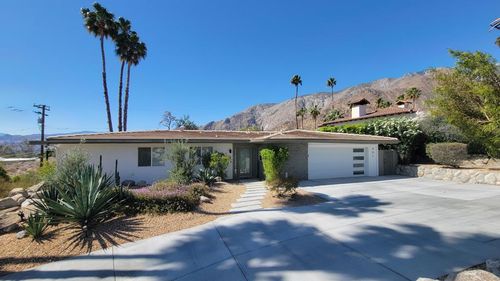 901 W Via Livorno, Palm Springs, CA, 92262-2714 | Card Image