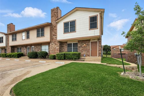 910 Cedar Ter, Cedar Hill, TX, 75104-4790 | Card Image