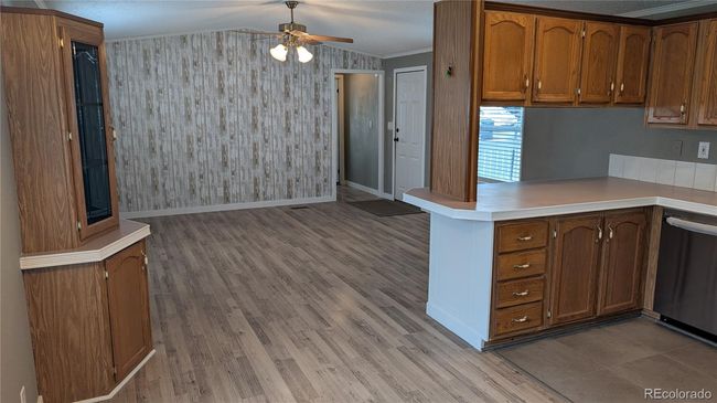 7 Darren St, Home with 2 bedrooms, 2 bathrooms and 2 parking in Castle Rock CO | Image 9