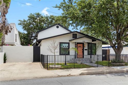 1018 Ebony Ave, McAllen, TX, 78501-4554 | Card Image