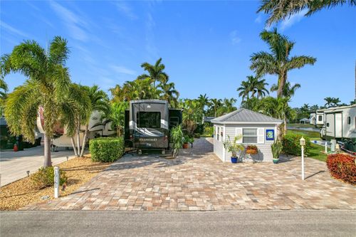 d13-10161 Shadowood Ct, FORT MYERS, FL, 33905 | Card Image