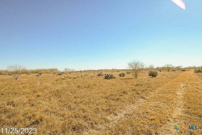 4 Us Hwy 85 Street, Home with 0 bedrooms, 0 bathrooms and null parking in Dilley TX | Image 10