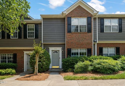 4323 Pine Springs Ct, Raleigh, NC, 27613-3142 | Card Image
