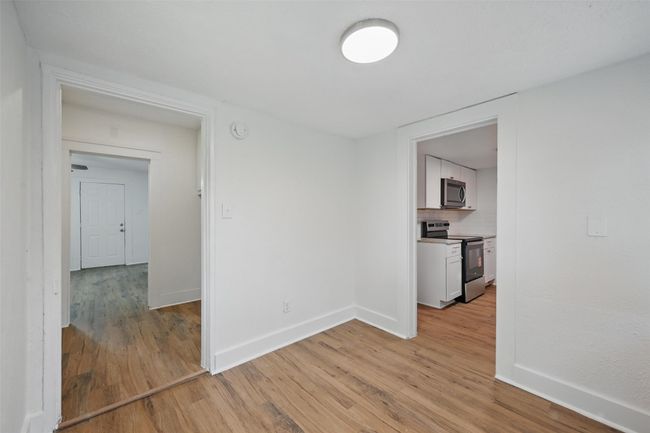 906 E Houston St, House other with 2 bedrooms, 1 bathrooms and null parking in Sherman TX | Image 7