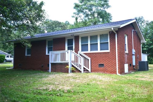 250 Rock Church Rd, Oakboro, NC, 28129-9383 | Card Image