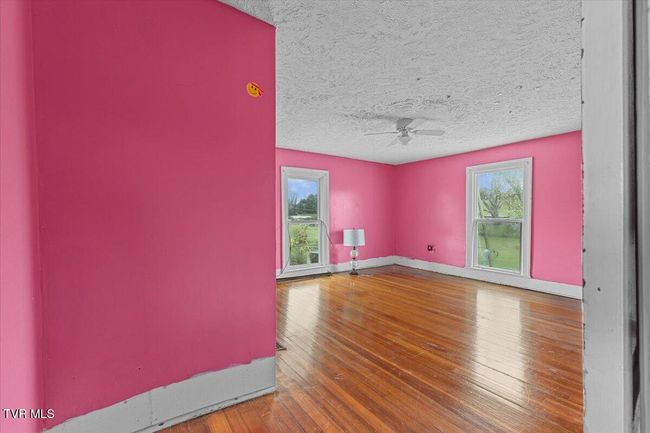 104 Maple St, House other with 5 bedrooms, 3 bathrooms and null parking in Glade Spring VA | Image 23