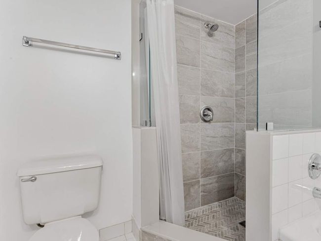PH-206 - 7440 Bathurst St, Condo with 2 bedrooms, 2 bathrooms and 2 parking in Thornhill ON | Image 21