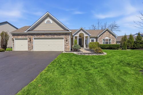 3131 Abbey Knoll Dr, Lewis Center, OH, 43035-7251 | Card Image
