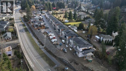 35-981 12 St Se, Salmon Arm, BC, V1E2C8 | Card Image