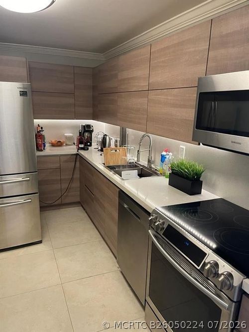 302-3000 S Ocean Dr, Hollywood, FL, 33019-2849 | Card Image