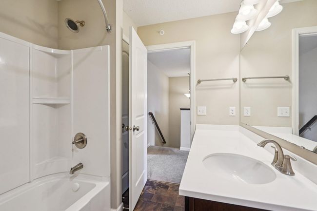 25-web-or-mls-- 8169 Central Park Way-1806-021.jpg | Image 25