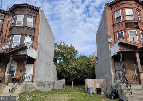 1129 W Erie Ave, PHILADELPHIA, PA, 19140-4217 | Card Image