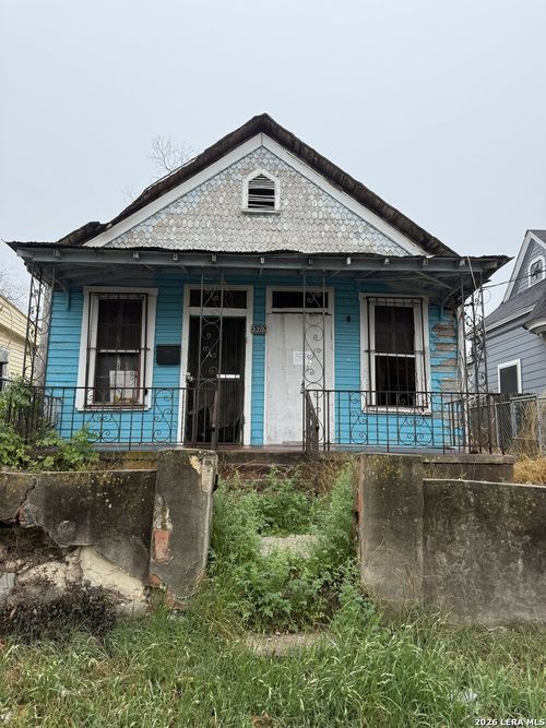 222 Brooks St, San Antonio, TX, 78208-1903 | Card Image