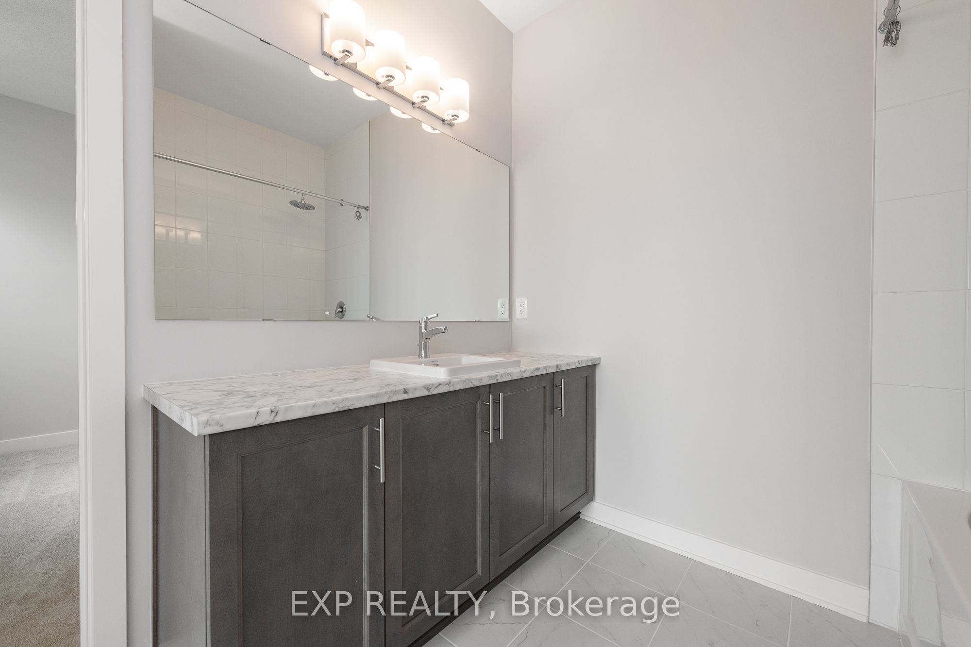 Residential in Stittsville - Munster - Richmond 4