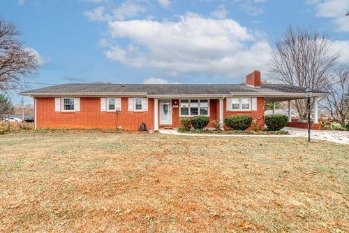 879 Ne Wayne Ave, Abingdon, VA, 24210 | Card Image