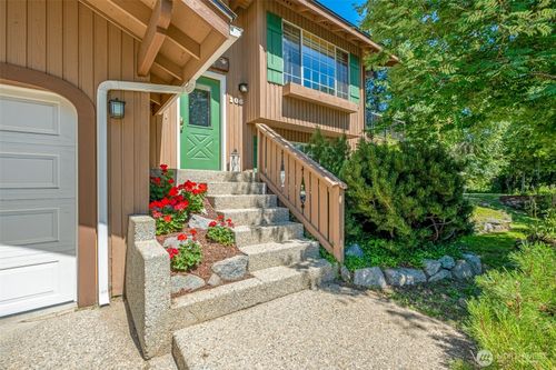 106 River St, Leavenworth, WA, 98826-1333 | Card Image