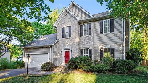 1515 Klompen Rd, Kernersville, NC, 27284-7966 | Card Image