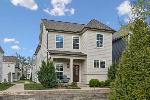 7398 Old Harding Pike, Nashville, TN, 37221-2867 | Card Image