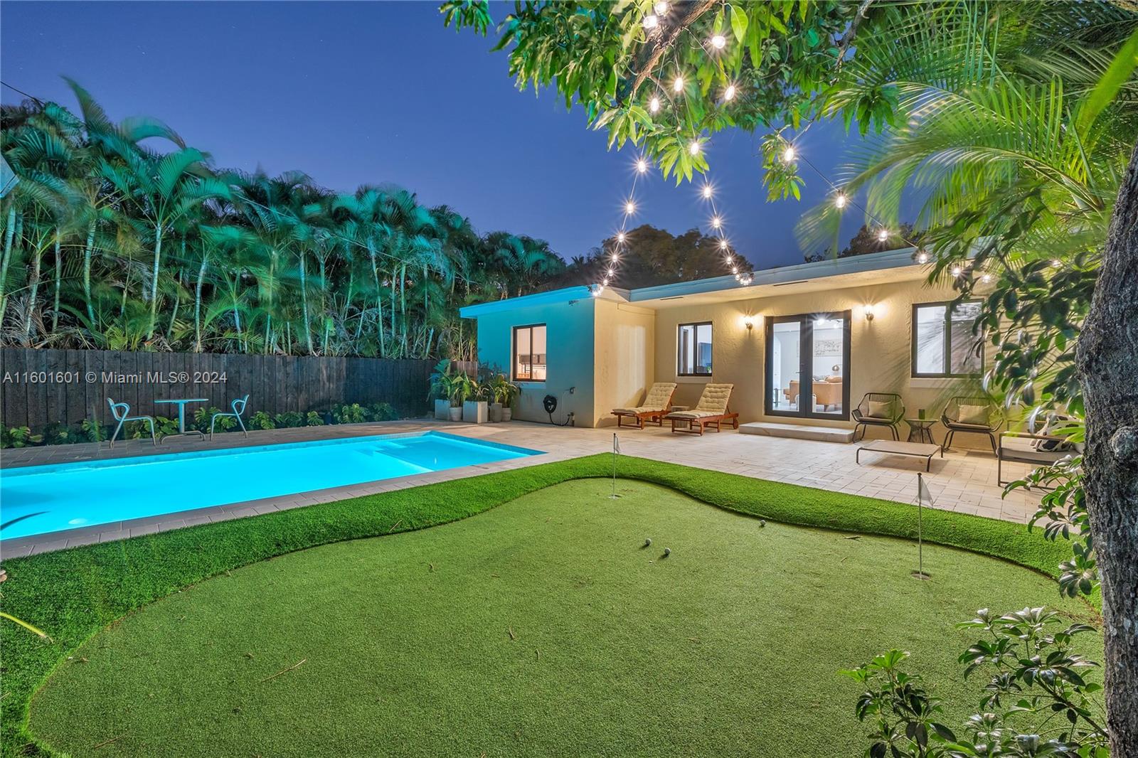 LA Villa Dr, Miami Springs, FL 33166