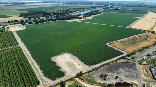 13485 Isleton Rd, Walnut Grove, CA, 95690 | Card Image