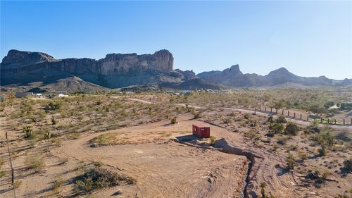 1662 S Granville Rd, Golden Valley, AZ, 86413 | Card Image