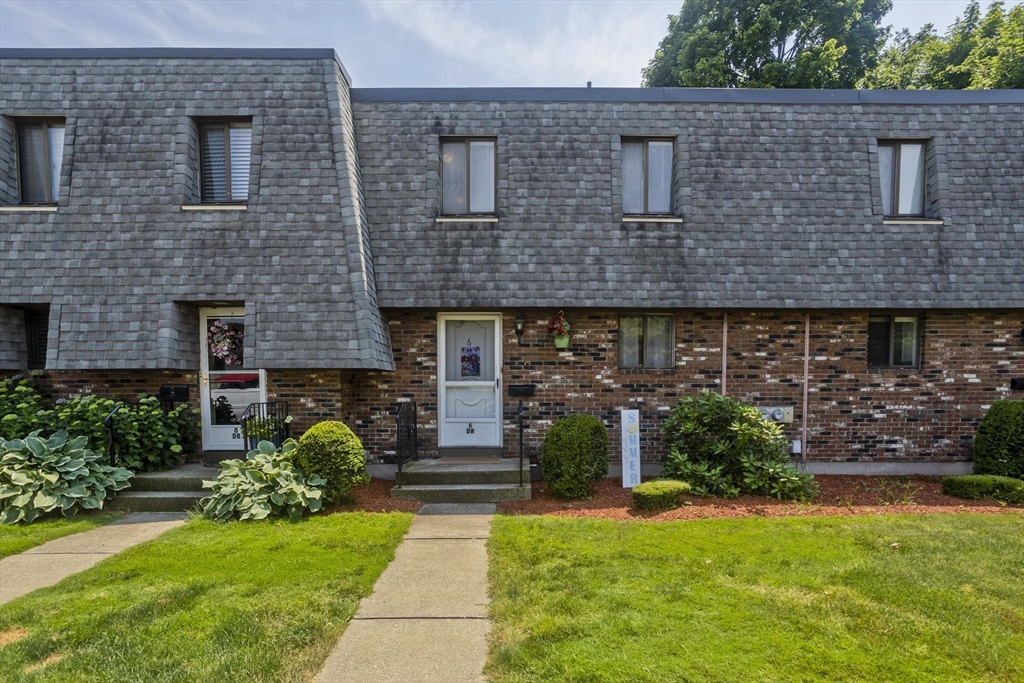 Beekman Dr, Agawam, MA 01001