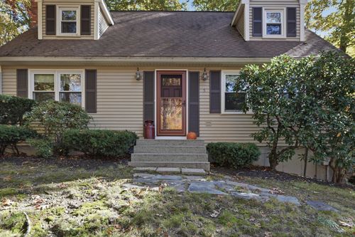 5 Ragged Hill Rd, Milford, MA, 01757 | Card Image